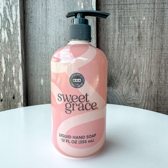 Sweet Grace Liquid Soap - Picture 1 of 2